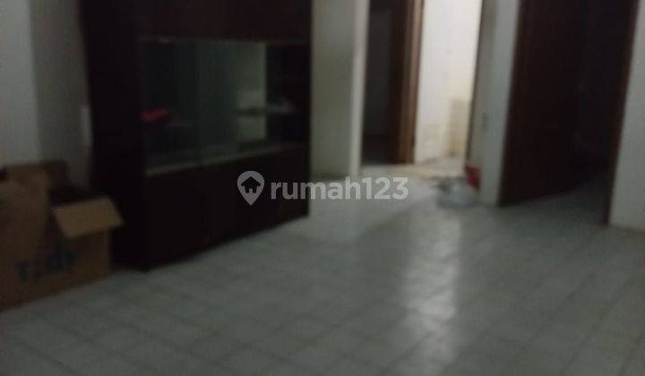 Rumah Hoek di Pamulang Permai dengan Garasi dan Carport 2