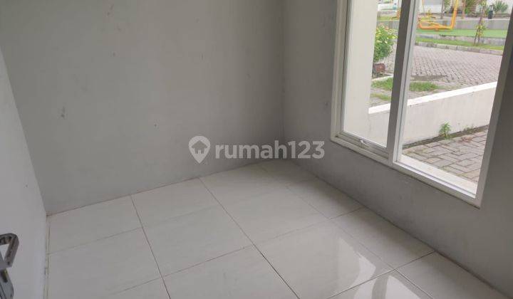 Disewakan Rumah di Barat Surabaya Murah Perumahan Jade Hamlet 5