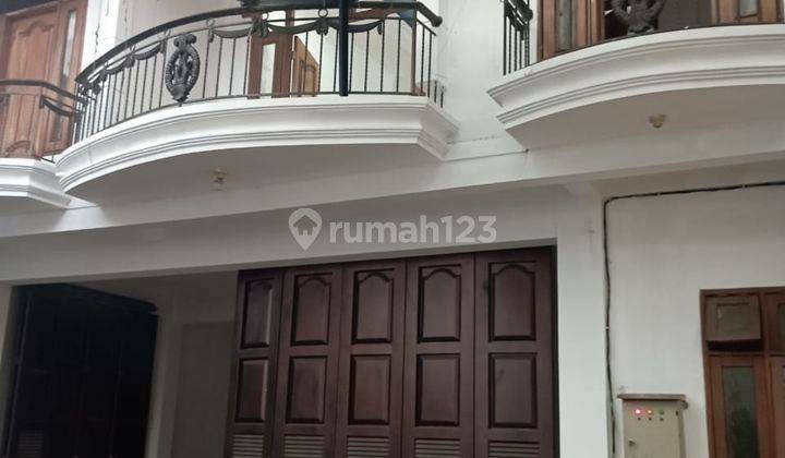 Rumah Bagus Komersial Area Di Raya Darmo Pusat Kota Surabaya 1
