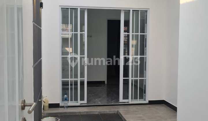 For Rent Beautiful ready-to-occupy house in Harapan Indah 1 Bekasi For Rent Beautiful ready-to-occupy house in Harapan Indah 1 Bekasi