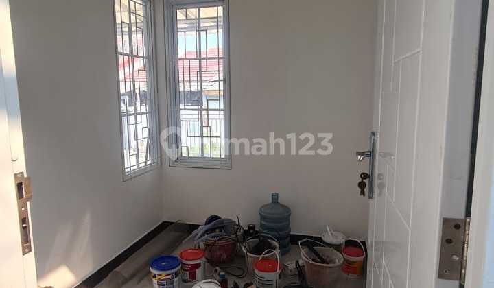 Di Sewakan Rumah cantik siap huni Di Harapan Indah 1 Bekasi 2