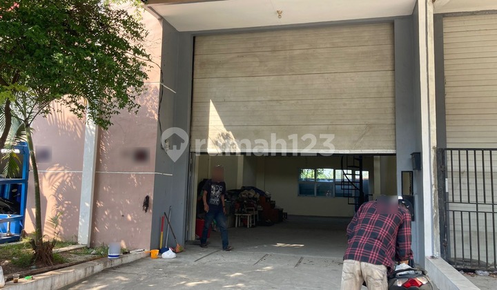 Ready-to-Use Warehouse at Bizpark Cakung, Easy & Secure Access