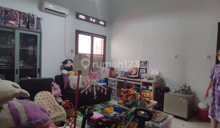 Rumah di Cikini SHM Butuh Renovasi,bangunan tua  4