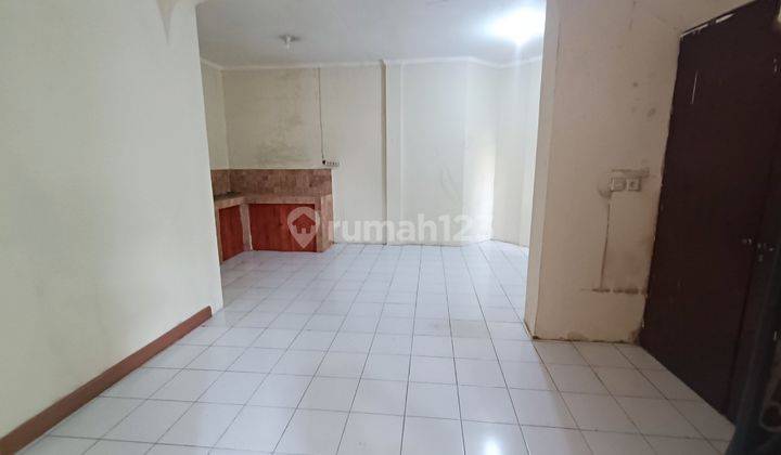 Rumah di Krukut 2 Lantai SHM 7