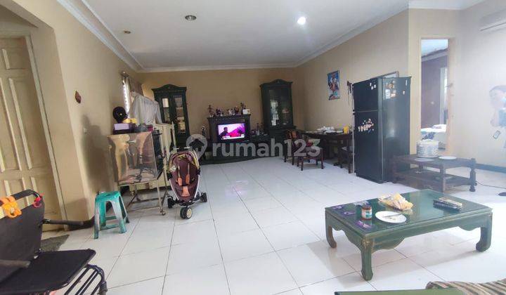 Rumah 2 Lantai Butuh Renovasi di Cinere Peluang Investasi 1