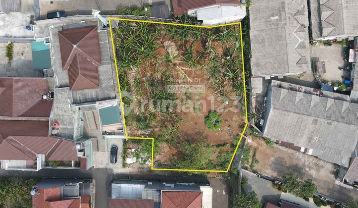 Tanah dengan luas 935mtr2 di dalam  komplek dataran tinggi