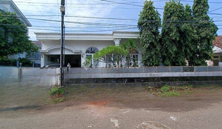 Rumah SHM 1 Lantai di Lokasi Strategis Butuh Renovasi Dan Potensi Besar 2