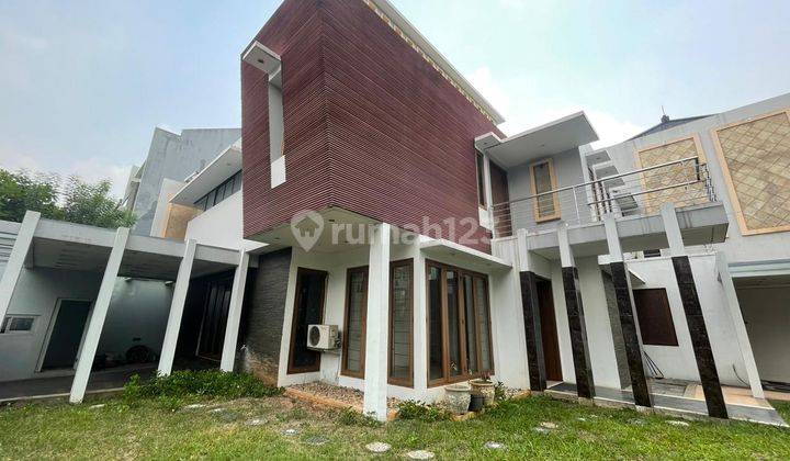 Rumah Modern Layout Bagus Posisi Hook di Pondok Indah 1