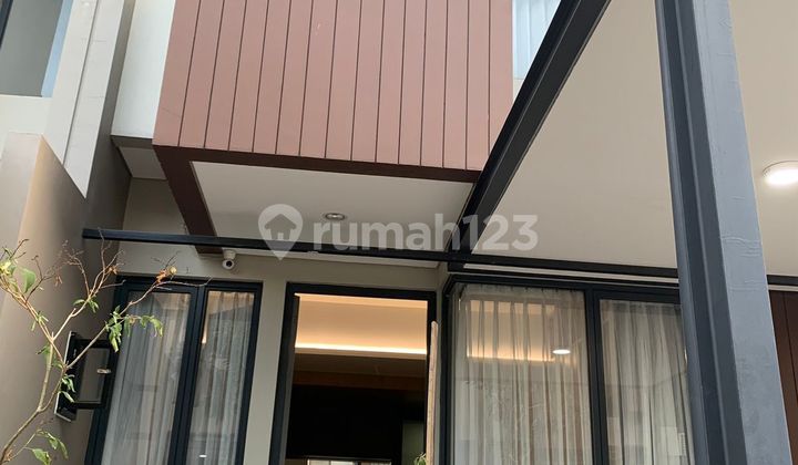 Rumah Bagus Di Bsd Dekat Dengan Tol Bsd
