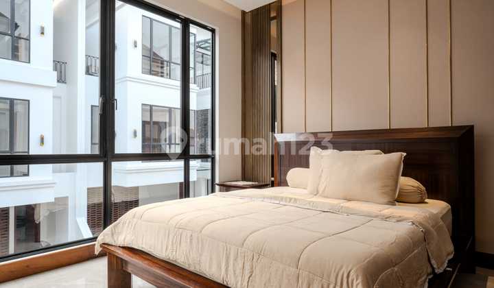 Rumah 3 Lantai Lebak Bulus 2