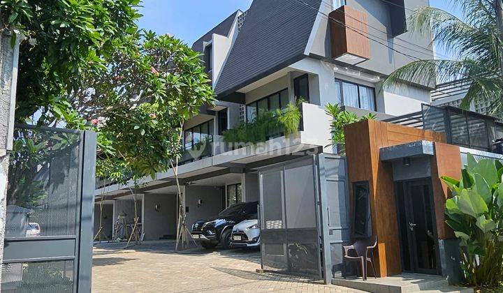 Rumah Modern Siap Huni di Jagakarsa  1