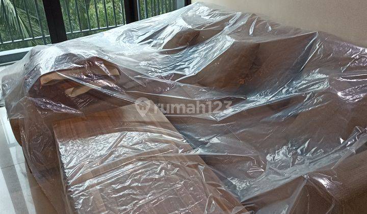 Apartemen Hampton Park Furnished 6