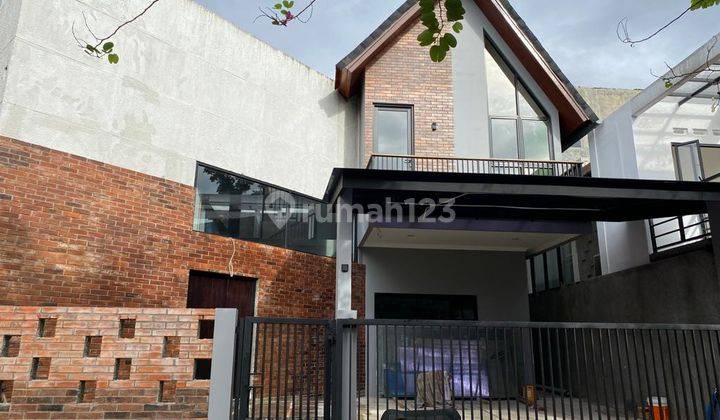 Rumah Modern Industrial Siap Huni di Cirendeu Jakarta Selatan 1