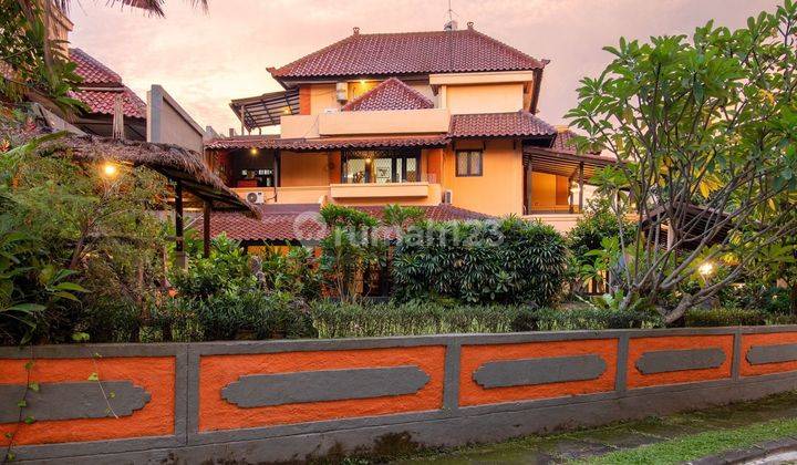 Rumah Mewah Rasa Villa Di Cirendeu 2