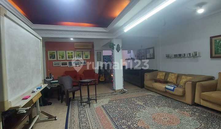 Rumah Mewah di Pondok Indah, Jakarta Selatan 2