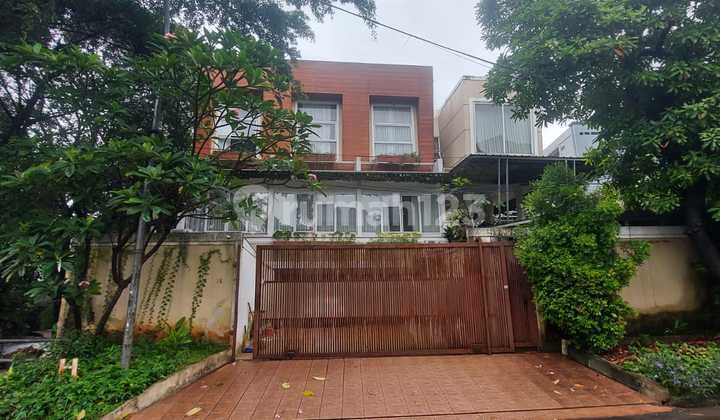 Luxury House in Pondok Indah, South Jakarta
