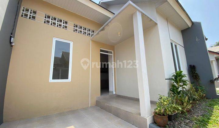 Rumah Minimalis di Komplek Meruyung  2