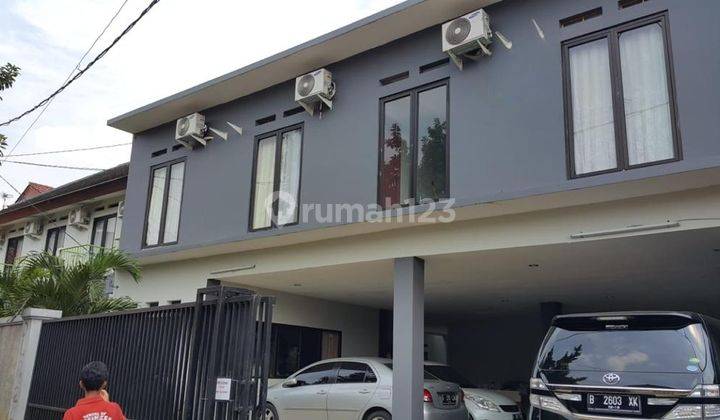 Rumah Kost Dengan 70 Kamar Aktif Dekat Ui 1