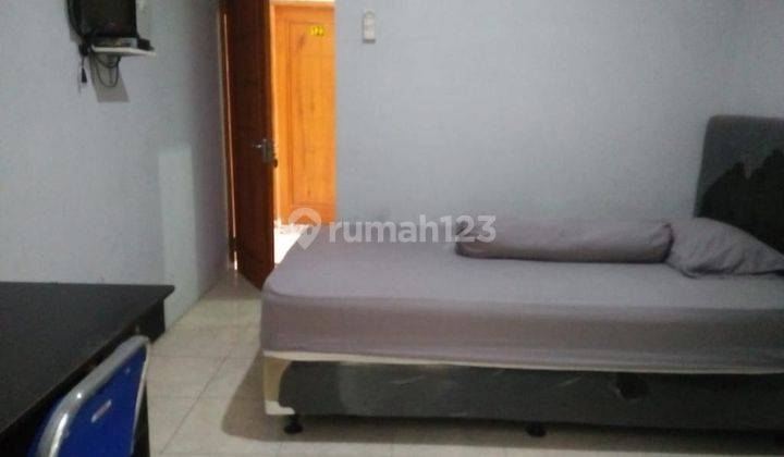 Rumah Kost Dengan 70 Kamar Aktif Dekat Ui 2