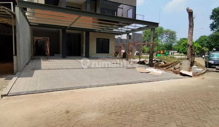 Rumah Mewah Siap Huni Dibangun dengan Bahan Material Premiun dan Desain Elegan 1