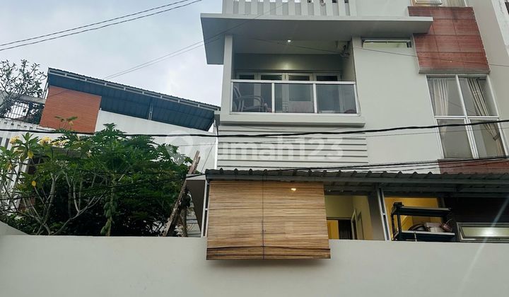 Best Ready-to-Live 3-Story House in Cinere 2