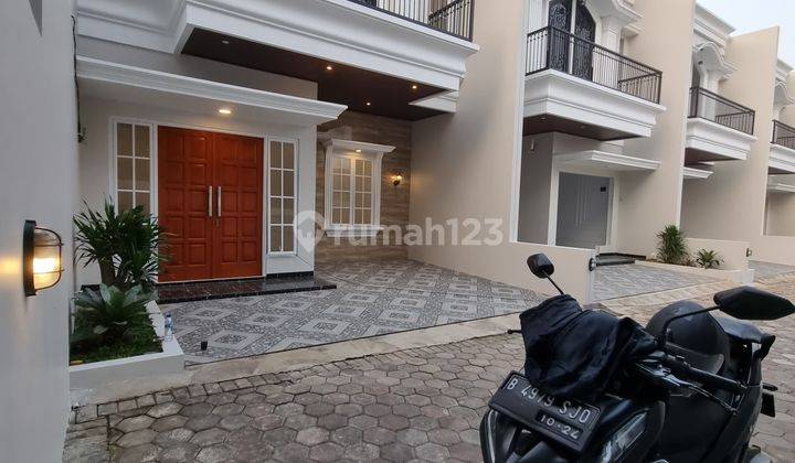 Rumah Baru di Dalam Town House Eksklusif di Jagakarsa  2