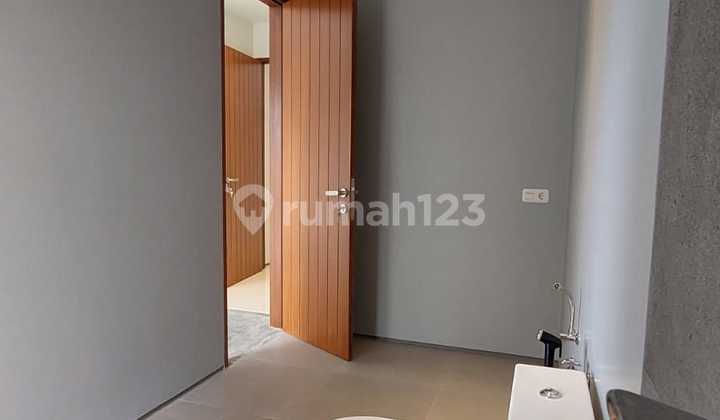 Rumah Baru Minimalis Siap Huni di Cinere Cocok untuk Keluarga Muda Rumah Baru Minimalis Siap Huni di Cinere Cocok untuk Keluarga Muda