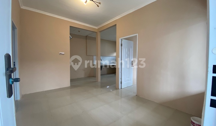 Ready-to-Occupy House Adjacent to Desari Toll Road 2