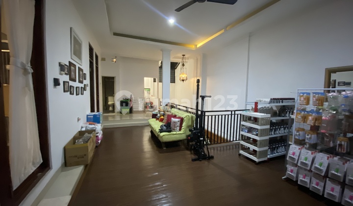 Beautiful House Ready to Live In, In the Most Strategic Housing in Cinere 2