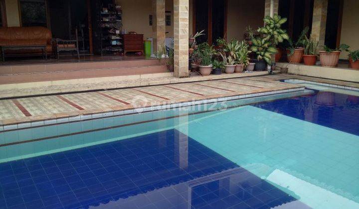 Rumah Lux dengan Swimming Pool di Gandul 1