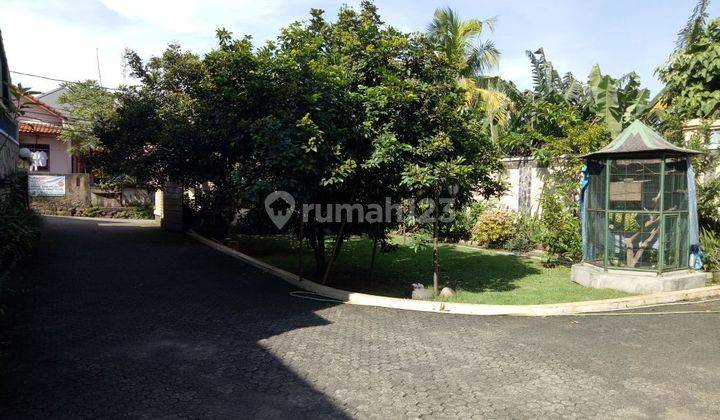 Rumah Lux dengan Swimming Pool di Gandul 2