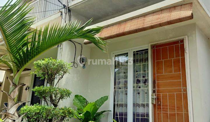 Rumah 2 Lantai Cantik Terawat di Pondok Cabe 1