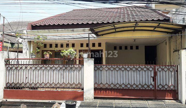 Rumah Apik Lokasi Strategis di Mampang JakSel 2