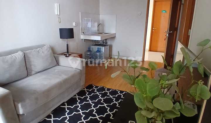 For Sale Comfortable Residence 21st Floor Cinere Bellevue Suites with City View 2