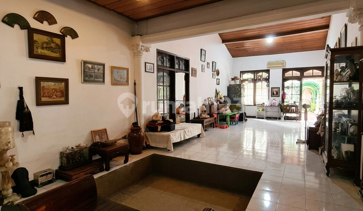 Country Style House with Super Large Land in Ciputat Near Pamulang Toll Gate Entrance 2