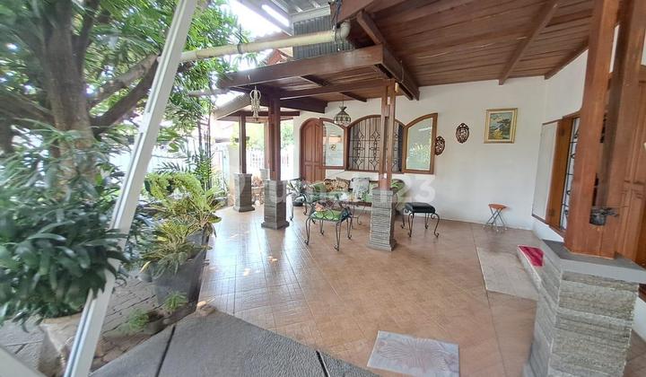 Rumah Cantik Asri dan Terawat di Jl. Deplu Bintaro