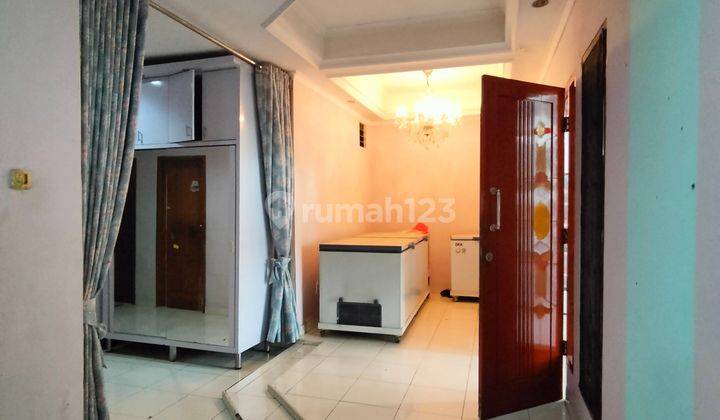 Dijual Hunian 3 Lantai Dengan 5 Kamar Tidur Di Jagakarsa Jakarta Selatan  2