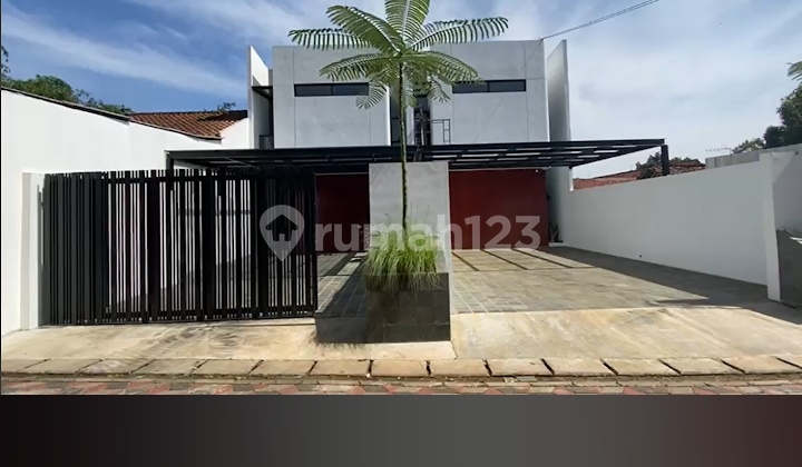 Modern Brand New House with a Spacious Garden in the Pondok Cabe Area