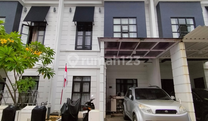 Charming Small Residence in Cinere Within a Housing Complex 2