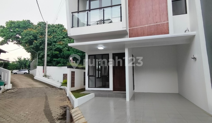 Hunian Brand New 2 Lantai Di Cinere Dekat Pintu Tol Brigif 