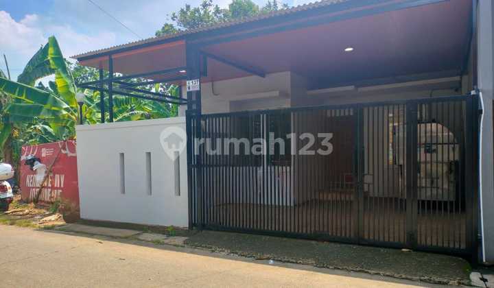 Hunian Bagus 1 Lantai Dekat Jakarta Selatan dan Strategis Selangkah ke Pintu Tol Limo Hunian Bagus 1 Lantai Dekat Jakarta Selatan dan Strategis Selangkah ke Pintu Tol Limo
