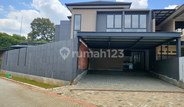 Rumah Mewah dengan Konsep Tropical Modern di Selatan Jakarta 2