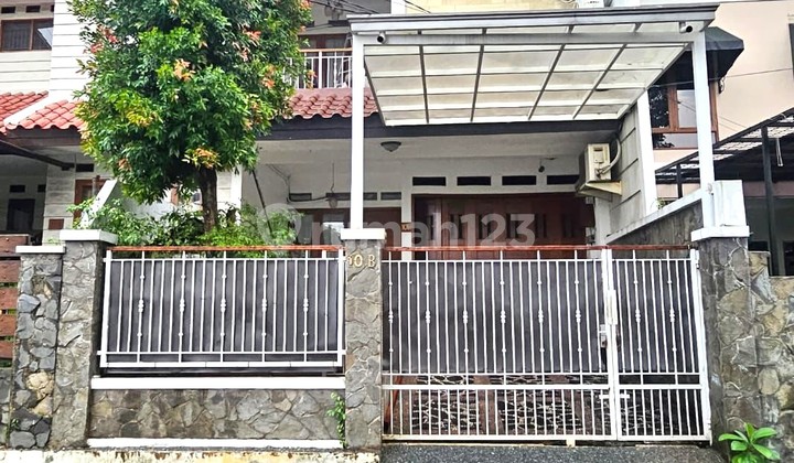 Rumah Minimalis Semi Furnished di Pondok Labu 5 Menit ke MRT
