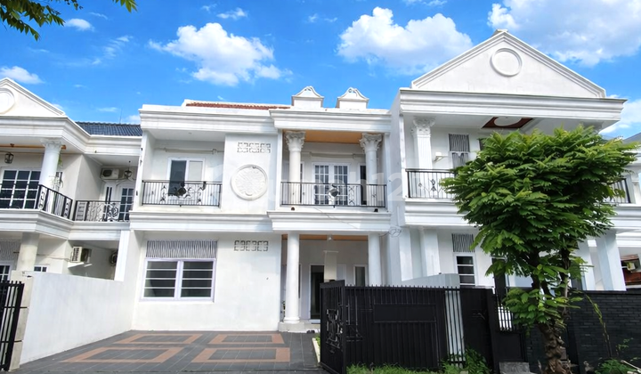 Rumah Brand New di Cinere Private Pool Siap Huni Rumah Brand New di Cinere Private Pool Siap Huni