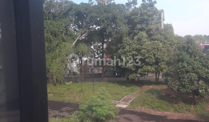 Rumah Siap Huni di Cinere 2 Lantai Dekat Tol