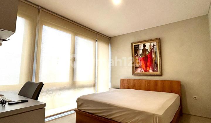 Ready-to-Occupy Modern House in Pondok Cabe, Hook Position, Comfortable Environment 2