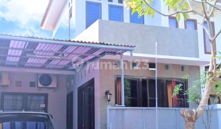 Rumah Rapih Bangunan Minimalis 1,5 Lantai Siap Huni di Cinere Rumah Rapih Bangunan Minimalis 1,5 Lantai Siap Huni di Cinere