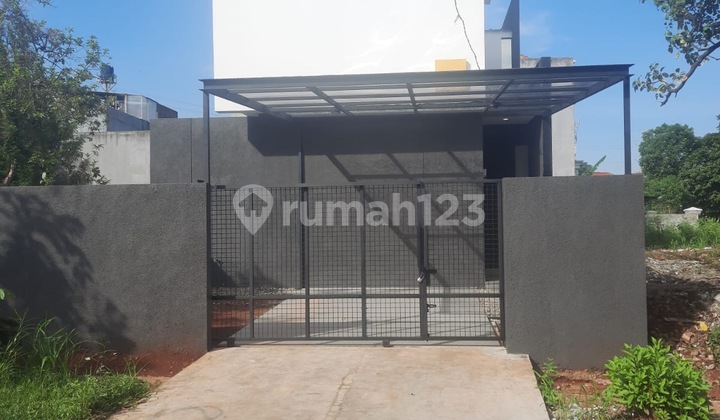 Rumah Siap Huni di Cinere 2 Lantai Dekat Tol