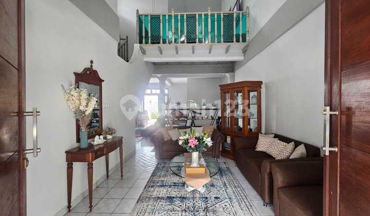 Rumah 1,5 Lantai Tanah 301 M² Siap Huni di Cinere Megapolitan