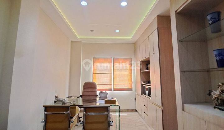 Hunian Plus Income: Rumah 400 m² di Cinere Cocok untuk Kost/Kantor